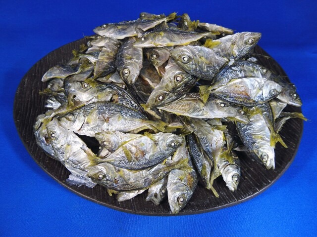 シマアジ煮干し 1kg 《レア煮干し》 【今週のお試し特価】(6月8日早朝迄)